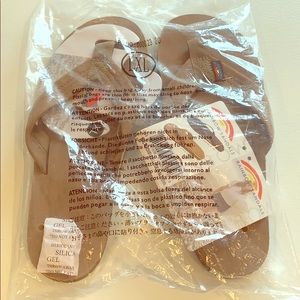 Women’s Rainbow flip flops fits 8.5-9.5